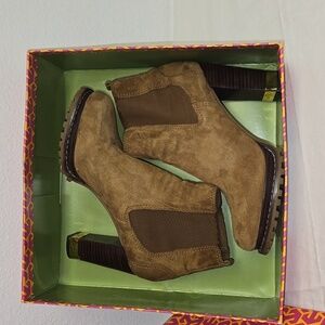 Tory Burch Virginia Bootie boots size 7.5